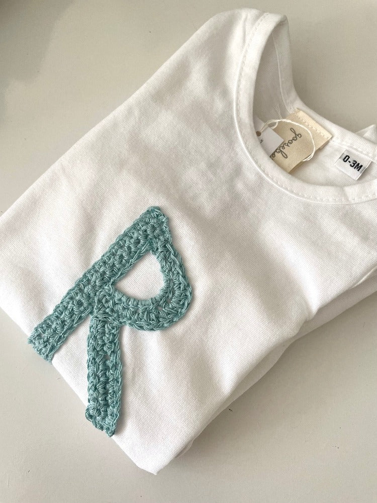 Initial appliqué organic cotton vest